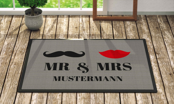 Individuell bedruckte Fußmatte - "Mr. & Mrs." in 2 Größen