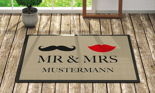 Fußmatte 'Mr. & Mrs. ' Inkl. Ihrem Nachnamen - Personalisierte Schmutzfangmatte, Fußmatte